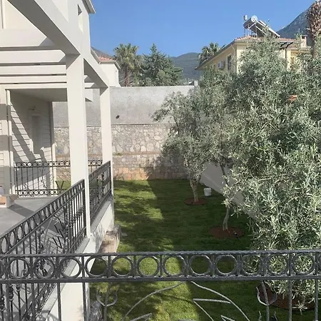빌라 Havuzlu Korunakli Jakuzili 페티예
