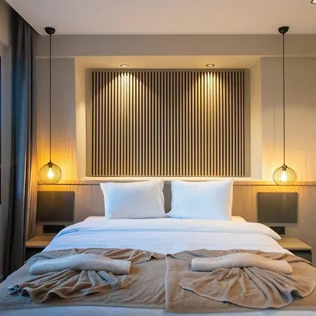 ヴィラ Havuzlu Korunakli Jakuzili