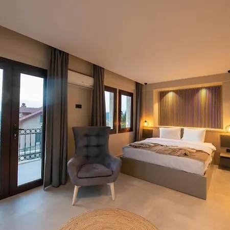 Havuzlu Korunakli Jakuzili Villa Fethiye