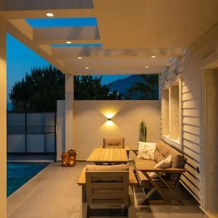 Villa Havuzlu Korunakli Jakuzili *