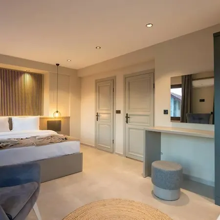 Havuzlu Korunakli Jakuzili * Fethiye