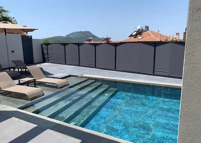 Havuzlu Korunakli Jakuzili * Fethiye