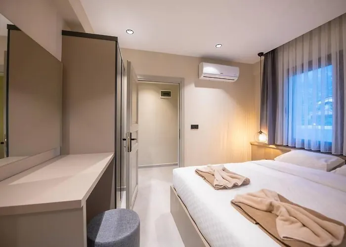 Villa Havuzlu Korunakli Jakuzili