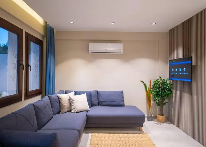 Havuzlu Korunakli Jakuzili *