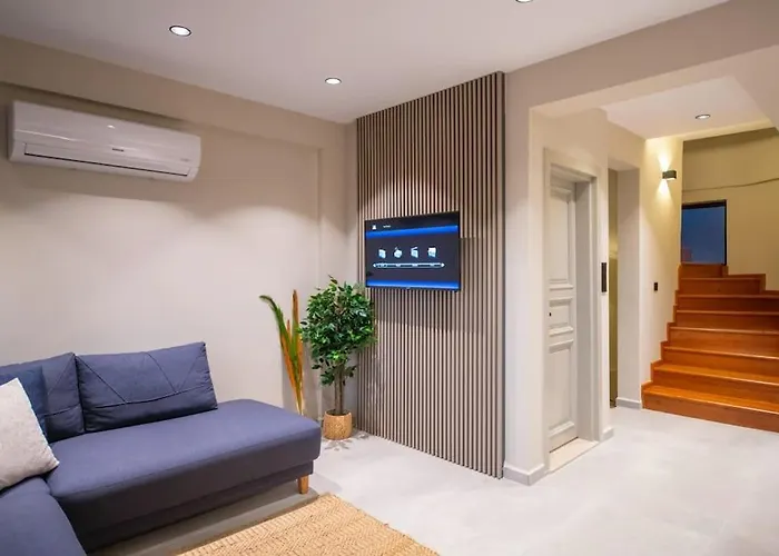 Havuzlu Korunakli Jakuzili