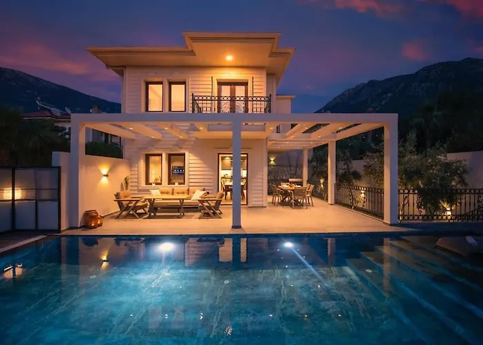 Villa Havuzlu Korunakli Jakuzili