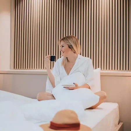 Вилла Havuzlu Korunakli Jakuzili *